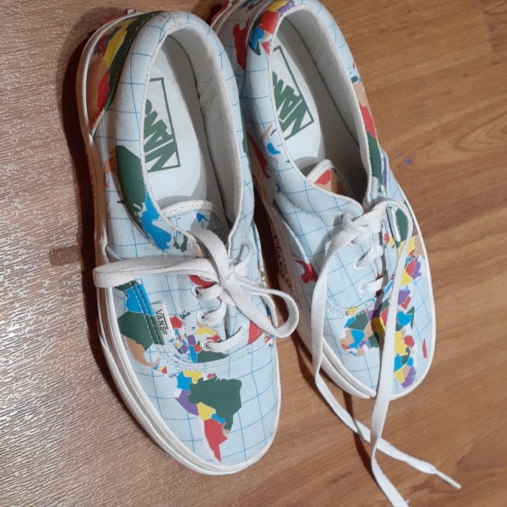 Vans Save Our Planet Classic 6.5 womens